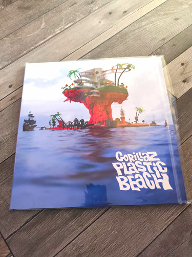 Gorillaz plastic beach - plastic,